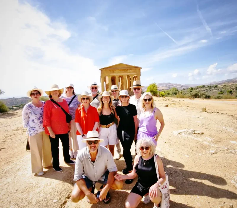 Traveling-Group-at-Valley-of-Temples